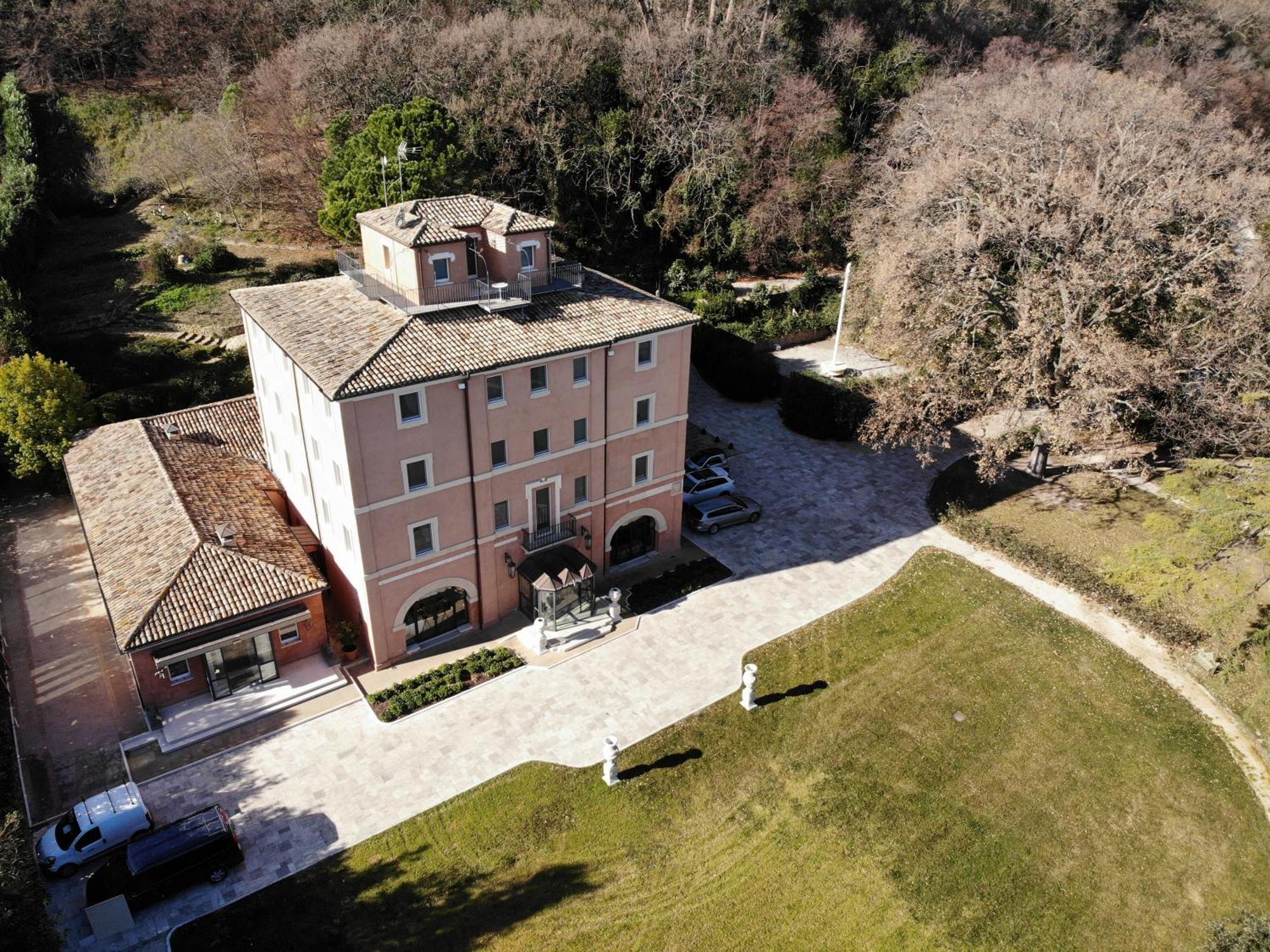 Villa Lattanzi Маріна-Пальменсе Екстер'єр фото